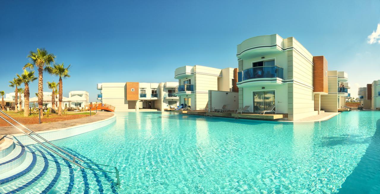 Aquasis De Luxe &