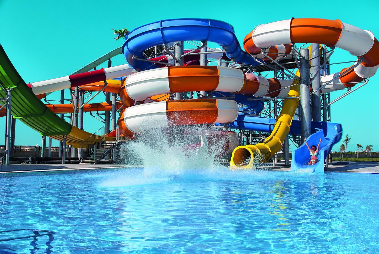 Aquasis De Luxe & Hotel 5*